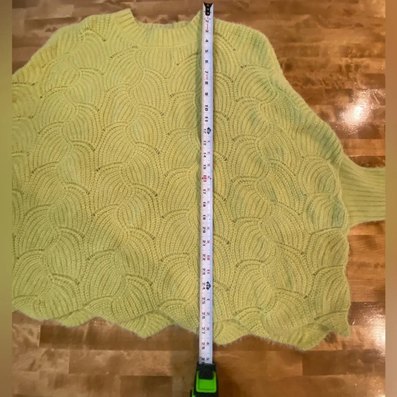 KORI Lime Green Oversized Knit Sweater Small Scalloped Hem NWT - Picture 9 of 12